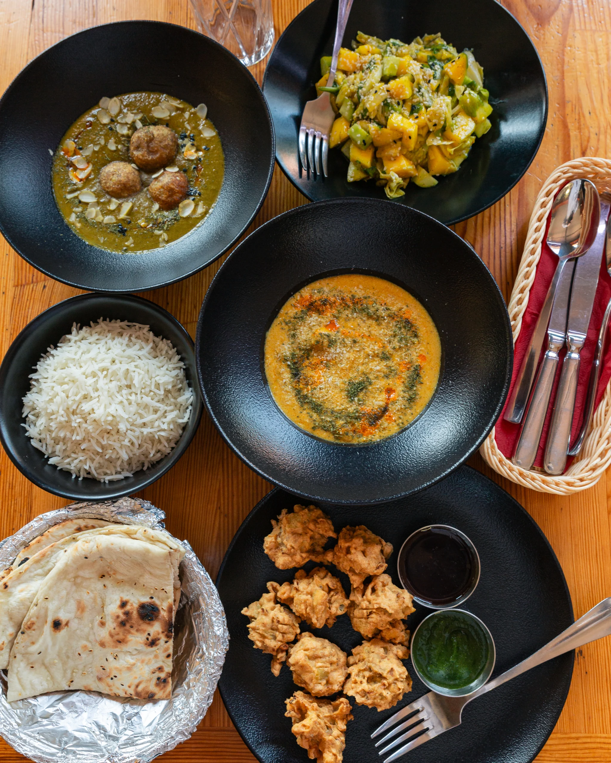 Augaliniai indiskos virtuves patiekalai