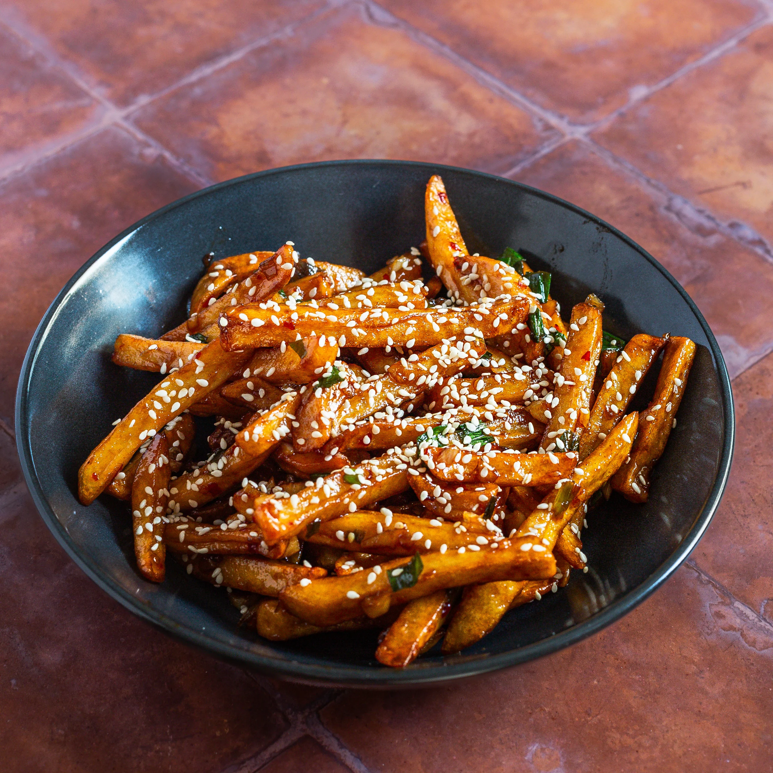 Bulvytes su astriu padazu