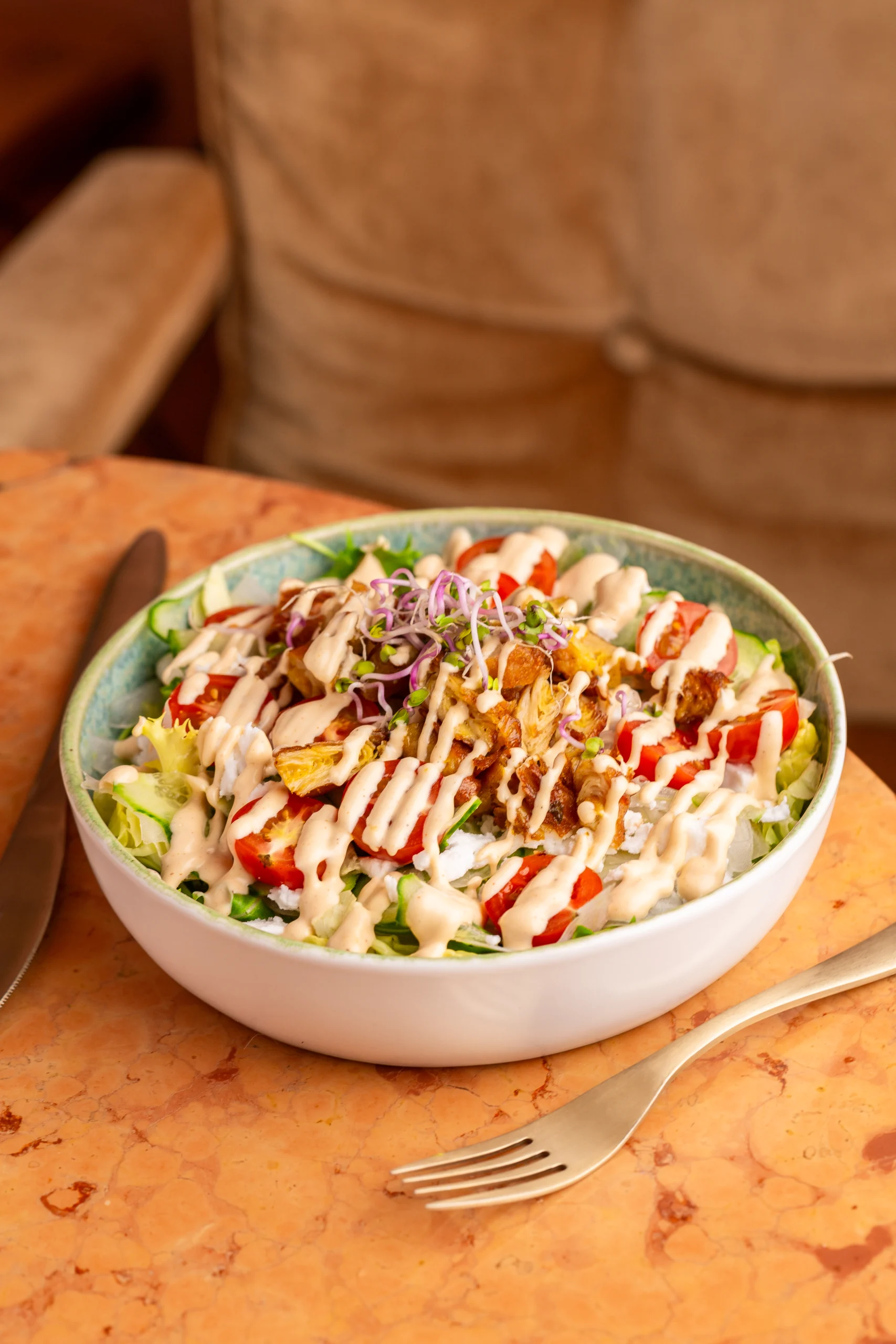 Veganiskas salotu dubuo