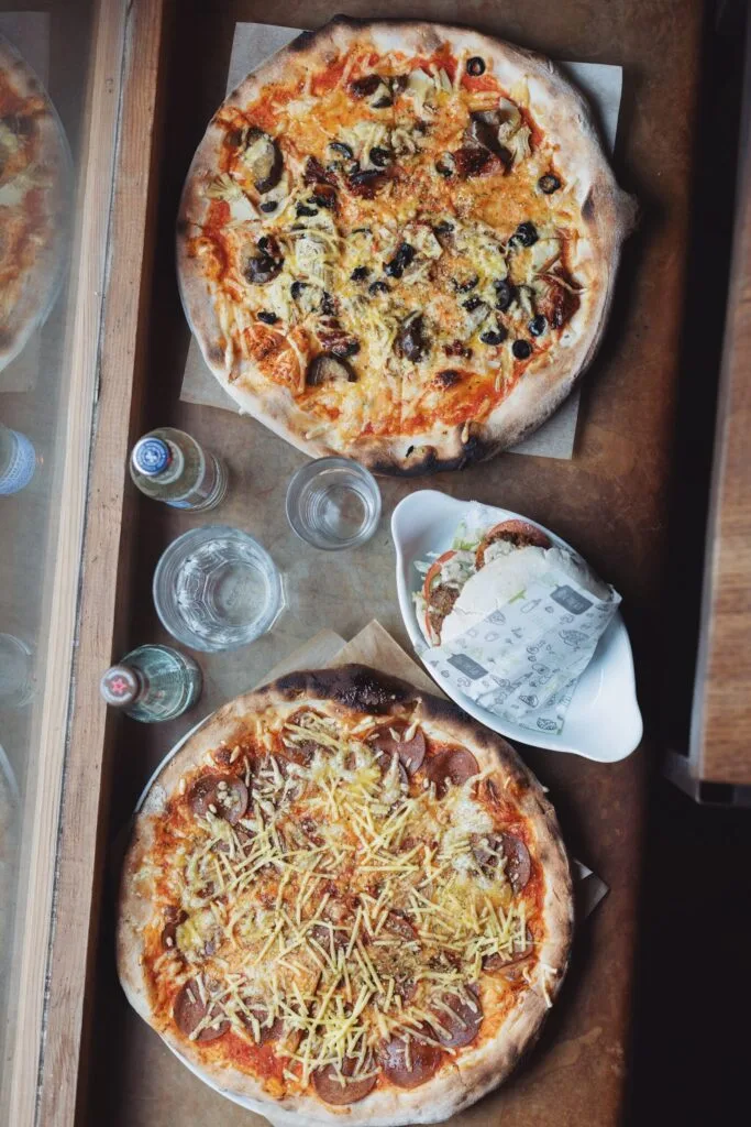Veganiskos picos ir pita bistro Alkani
