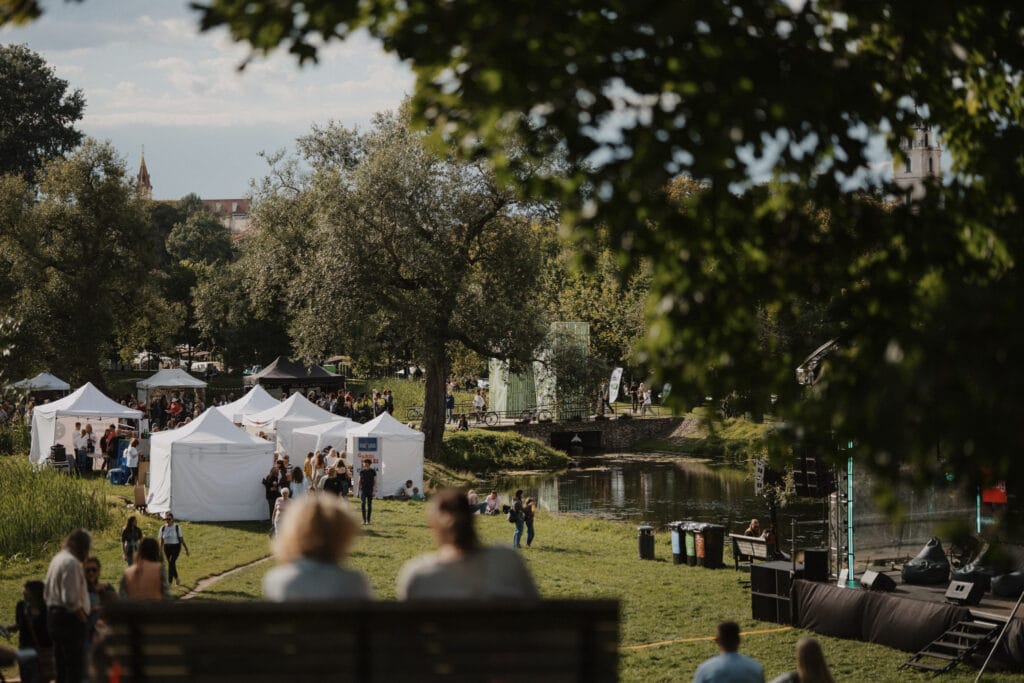Augalinis piknikas Kūdrų parke