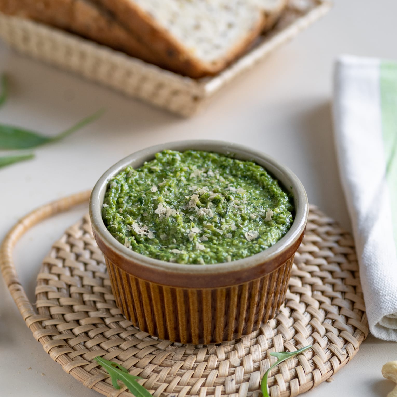 Pesto padažas iš rukolos