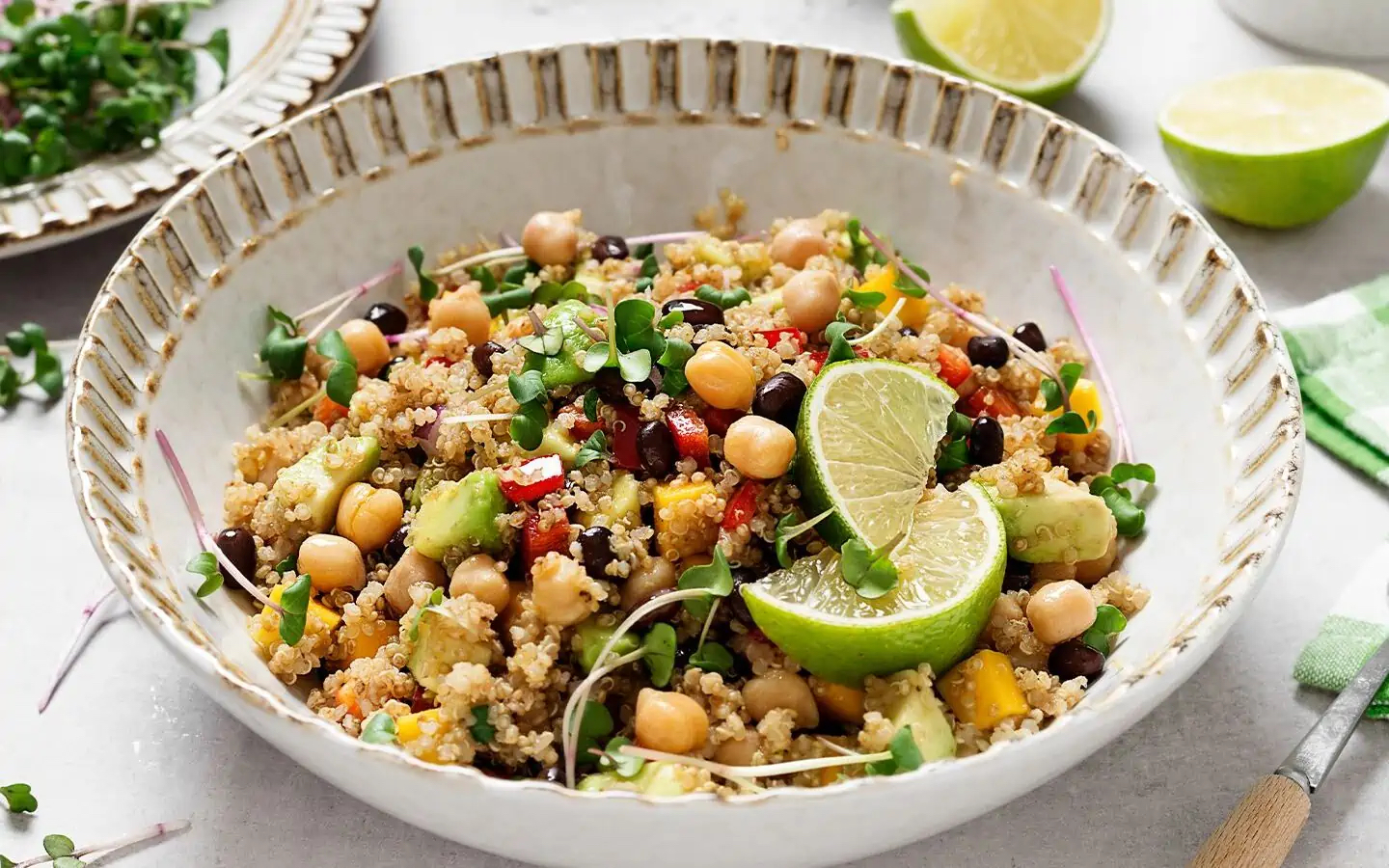 Bolivinės balandos ir tofu salotos